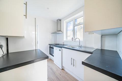 3 bedroom semi-detached house to rent, Brookfield Crescent,  Marston,  OX3