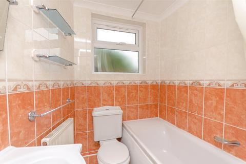 2 bedroom end of terrace house to rent, Birling Road, Snodland, Kent, ME6