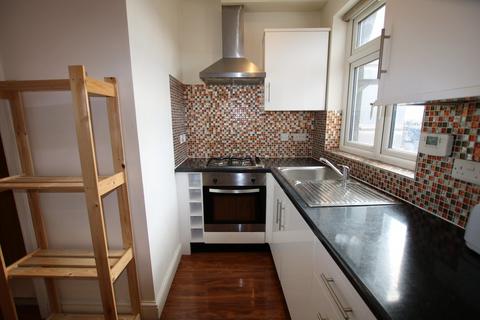 4 bedroom flat to rent, Station Terrace, Kensal Rise, London, NW10