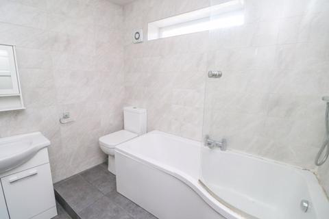 2 bedroom apartment to rent - Clavering Road, Blaydon