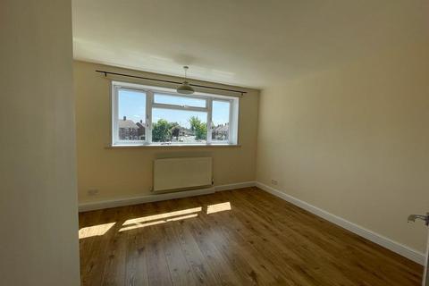 2 bedroom flat to rent - Clare Road, Stanwell