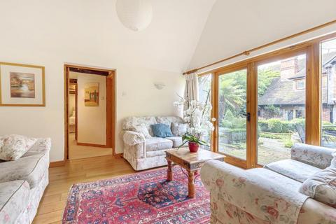 2 bedroom cottage to rent, Pednor,  Chesham,  HP5
