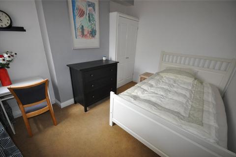 1 bedroom in a house share to rent, Birch Street, Swindon, Wiltshire, SN1
