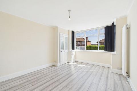 2 bedroom house to rent, Wavertree Road, Manchester, M9 8LH