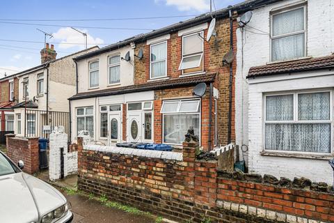 4 bedroom terraced house for sale, Beverly Road, Southall, UB2