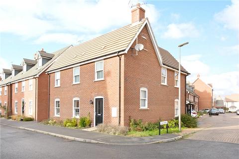 3 bedroom detached house to rent, Greensand View, Woburn Sands, Milton Keynes, Buckinghamshire, MK17