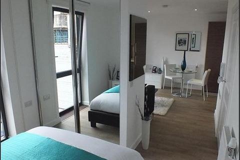 Studio to rent, Casson Apartments, E14