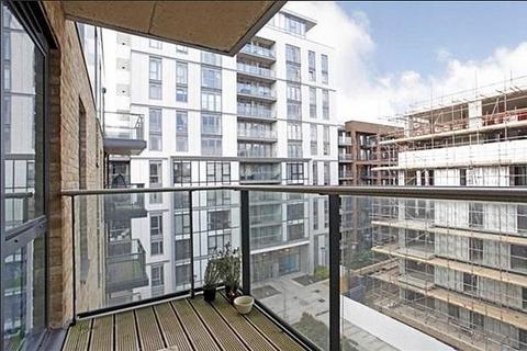 Studio to rent, Casson Apartments, E14