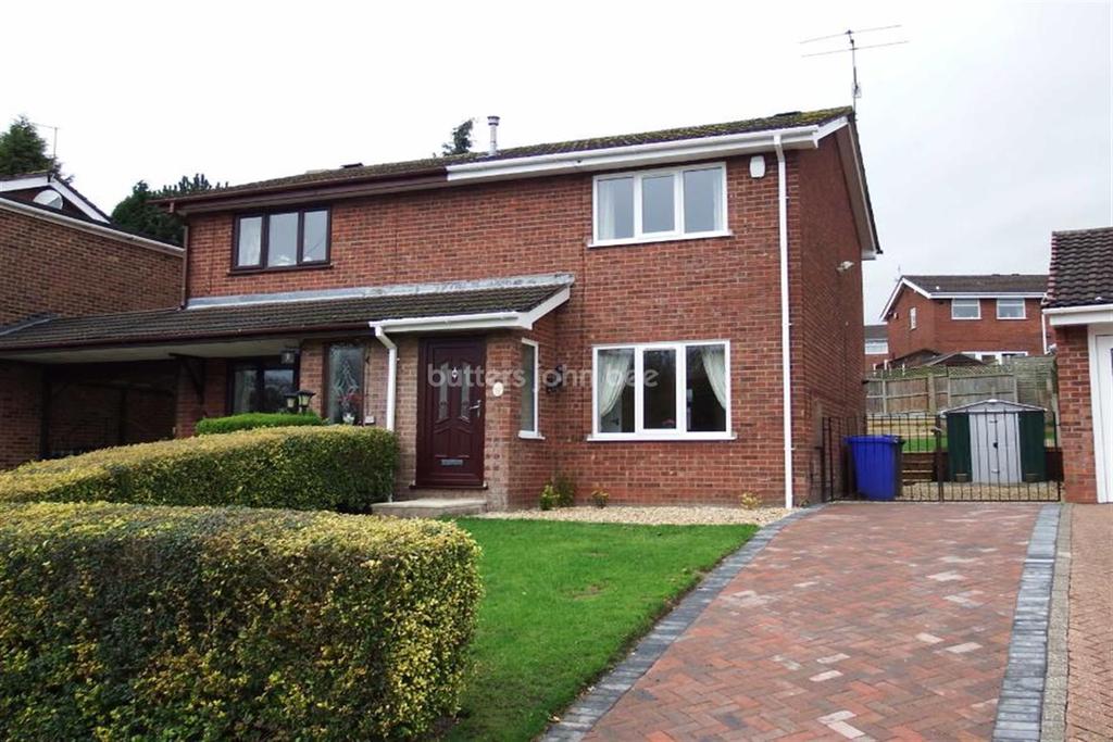 Monsal Grove, Birches Head 2 bed semidetached house £650 pcm (£150 pw)