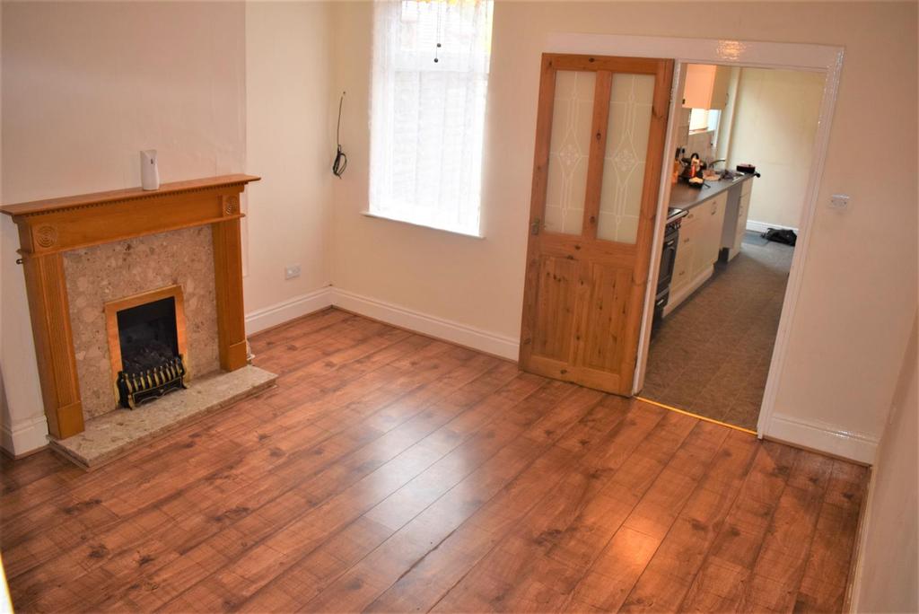 Ansley Common Nuneaton 2 Bed Terraced House 125 000 Image 1 Of 13 Dsc 0345 Jpg