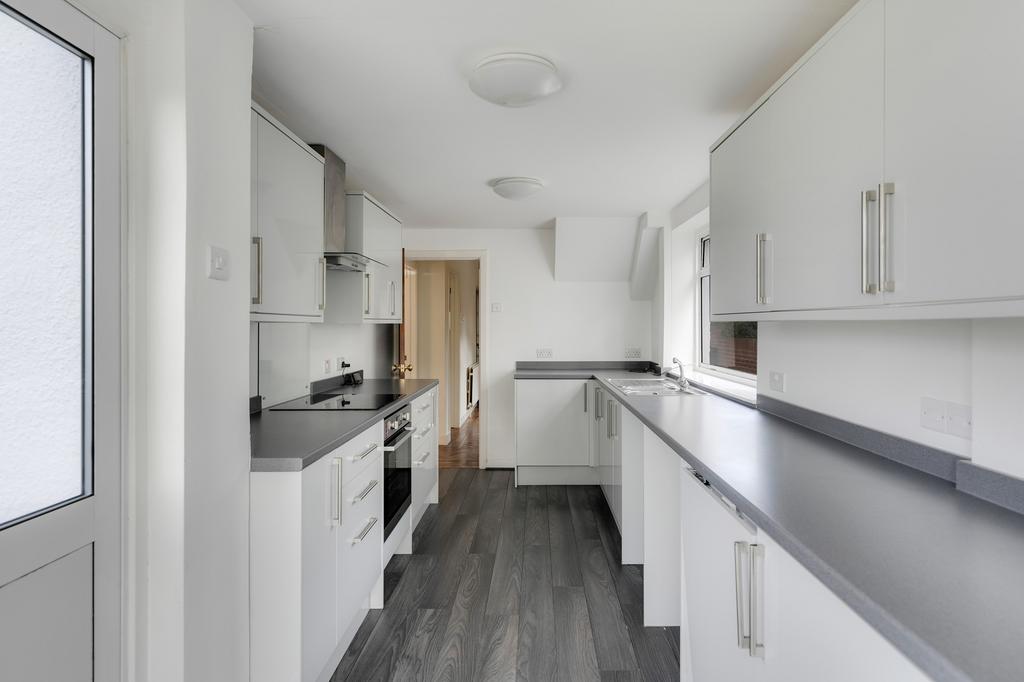 Kitchen ()