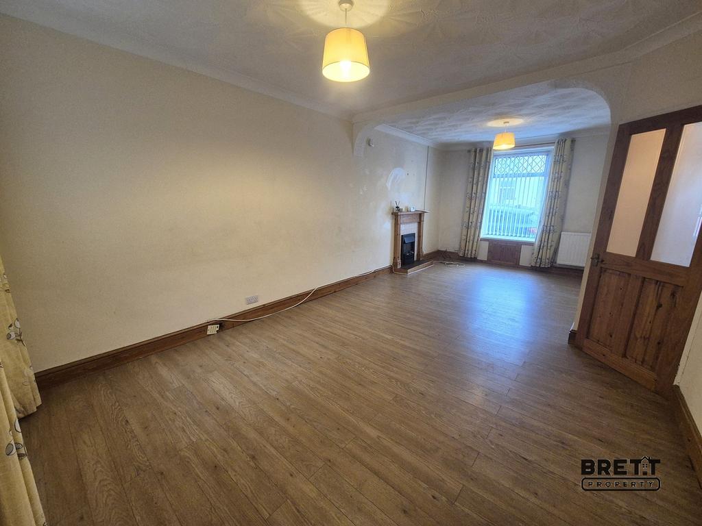 Living/Dining Room