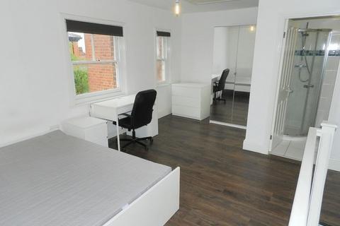 1 bedroom flat to rent, Clarendon Road, Leeds