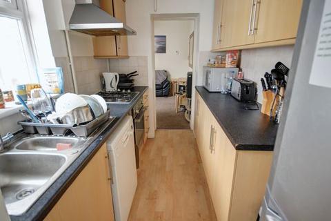 Mixed use to rent - Room 4, 3 Oak Close, North Street, Heavitree