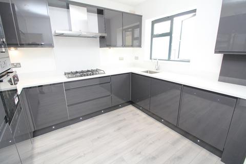 3 bedroom terraced house to rent, Sydney Road, Abbey Wood , SE2