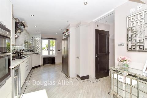 3 bedroom semi-detached house for sale, Park Side, Epping, Essex
