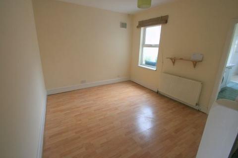 3 bedroom terraced house to rent, Truro Road, Ashton, Bristol, BS3