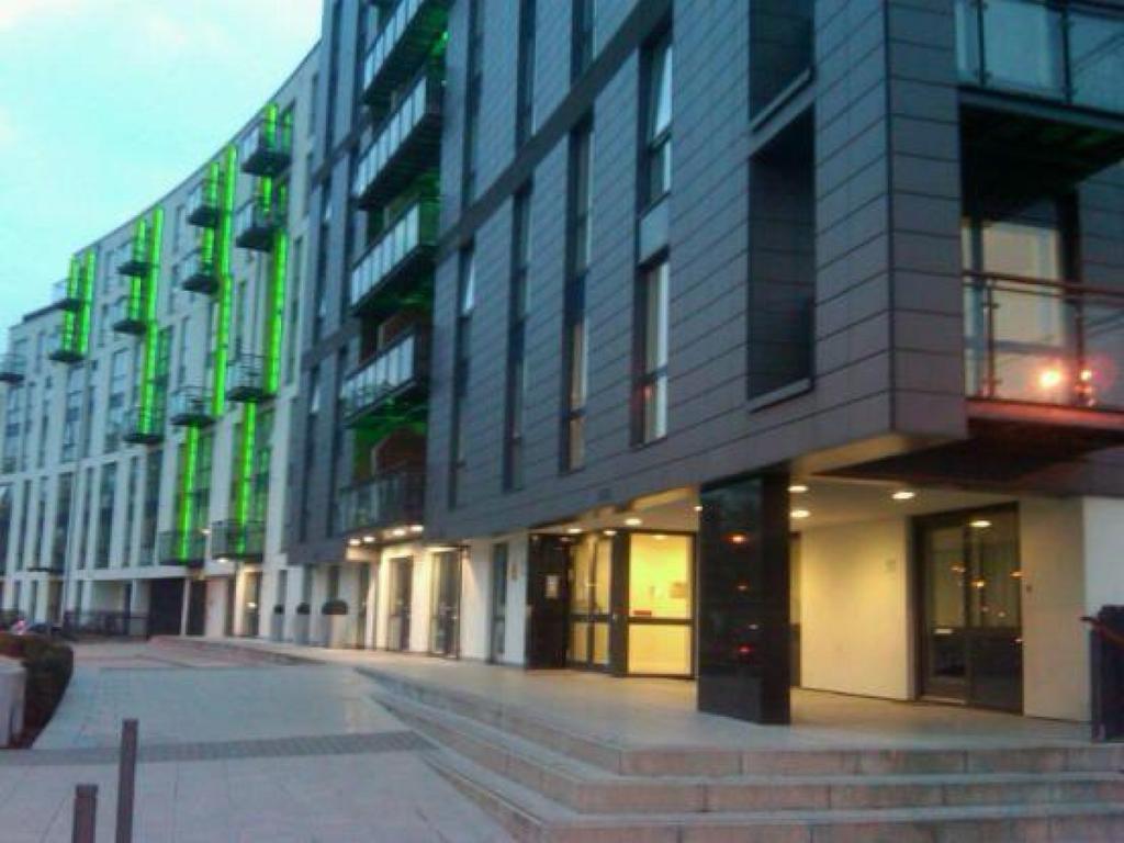 Photograph 5