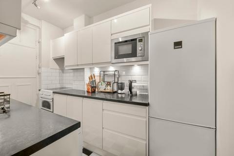 2 bedroom flat to rent, Ivor Court, Gloucester Place, London