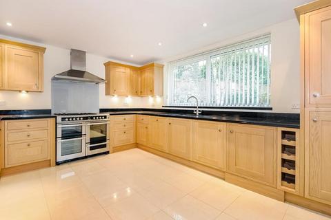5 bedroom detached house to rent, Cavendish Meads, Sunninghill, SL5