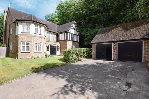 4 bedroom detached house to rent - Bagshot Road, Ascot, SL5