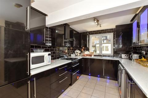 5 bedroom end of terrace house for sale, Calderon Road, Leytonstone