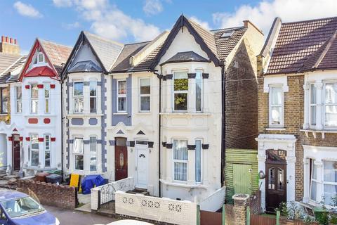 5 bedroom end of terrace house for sale, Calderon Road, Leytonstone