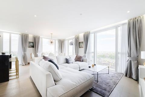 3 bedroom apartment to rent, Admiralty House, 150 Vaughan Way, E1W