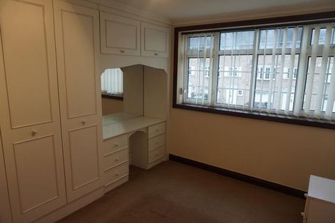 2 bedroom apartment to rent, Berkshire Drive, Congleton