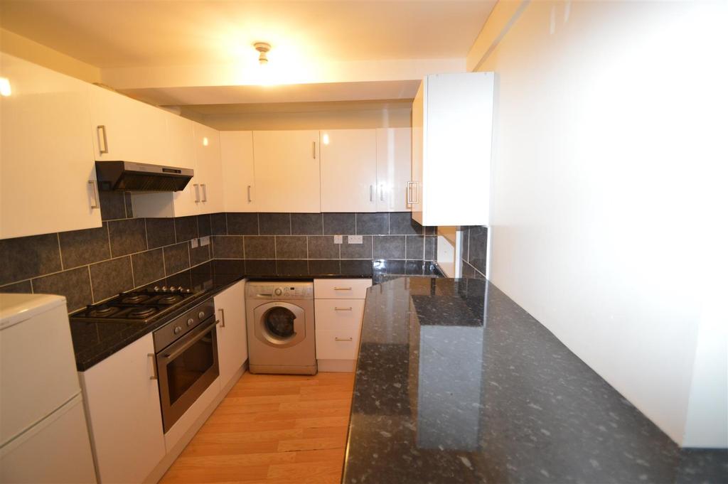 Browning Road, Leytonstone Studio £950 pcm (£219 pw)
