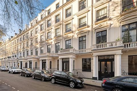 2 bedroom apartment to rent, Queen's Gardens, Bayswater, W2