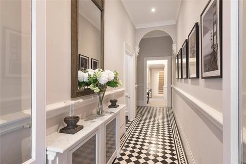 2 bedroom apartment to rent, Queen's Gardens, Bayswater, W2