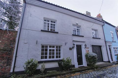 5 bedroom terraced house to rent, High Church Wynd, Yarm