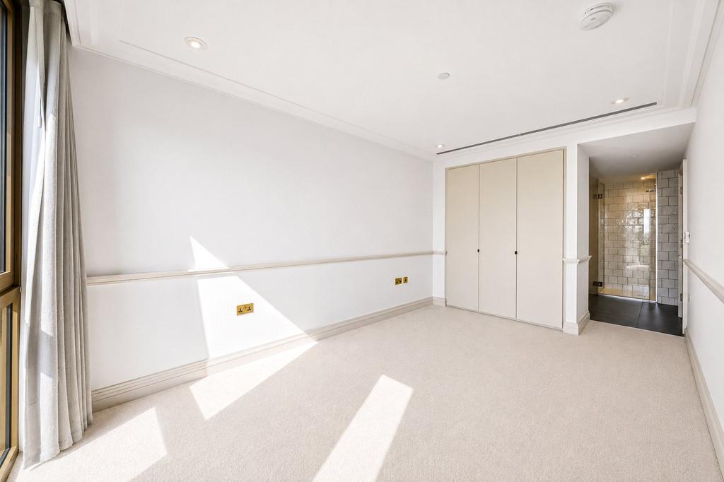 Apartment in Hammersmith - More