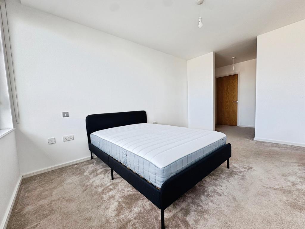Apartment in Newcastle Upon Tyne - More