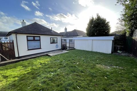 2 bedroom detached bungalow to rent, Menai Bridge, Isle of Anglesey