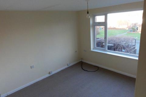 1 bedroom flat to rent, Lanchester Gardens