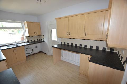 3 bedroom terraced house to rent, Sunnyside, worksop