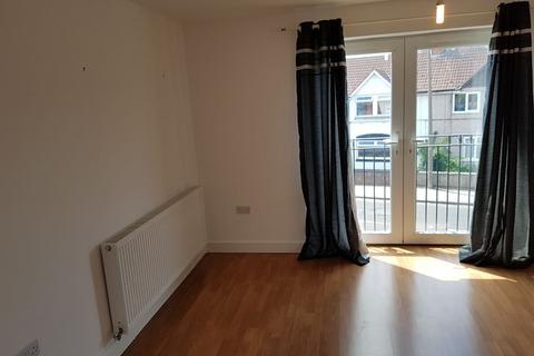 2 bedroom apartment to rent, Laughton Road, Dinnington