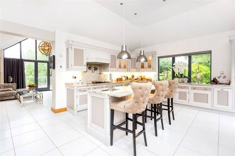 4 bedroom detached house for sale, Wilmslow Road, Mottram St. Andrew, Macclesfield, Cheshire, SK10