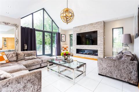 4 bedroom detached house for sale, Wilmslow Road, Mottram St. Andrew, Macclesfield, Cheshire, SK10