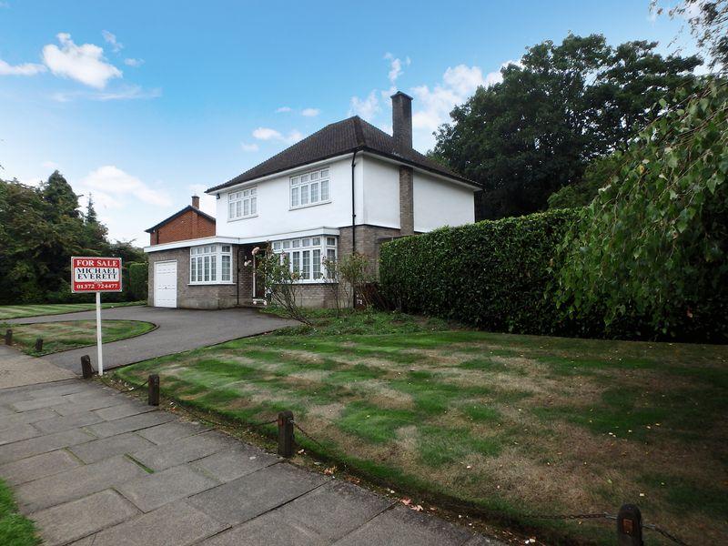 Wallace Fields, Epsom 4 bed detached house £949,950