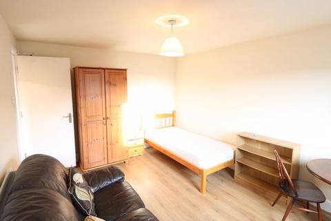 1 bedroom apartment to rent - Więcej