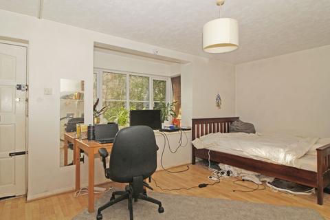 Studio for sale, Orchard Grove, Penge, SE20