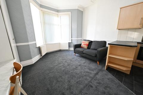 1 bedroom ground floor flat to rent, Wingrove Road Flat 1, Fenham NE4