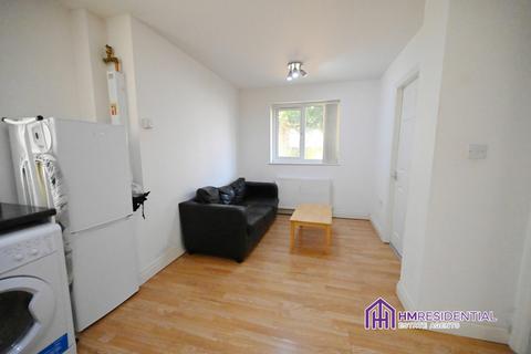 1 bedroom apartment to rent, Lewis Drive Flat 1, Fenham NE4