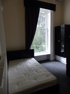 2 bedroom flat to rent, Apt 4, 3 Ribblesdale Place Preston PR1 3AF