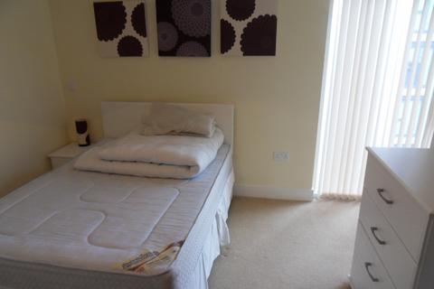 2 bedroom flat to rent, Meridian Bay, Trawler Road, Swansea. SA1 1PL