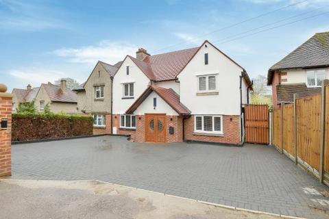 undefined, Donnington,  Newbury,  RG14