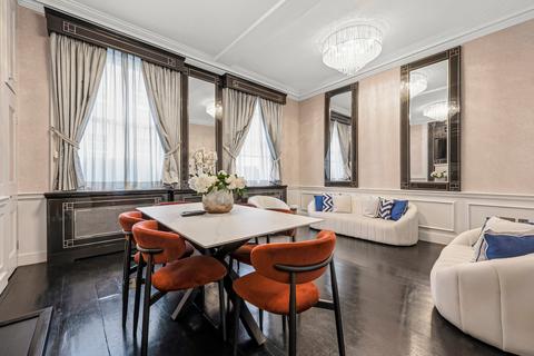 3 bedroom maisonette for sale, Carlisle Street, Soho, London